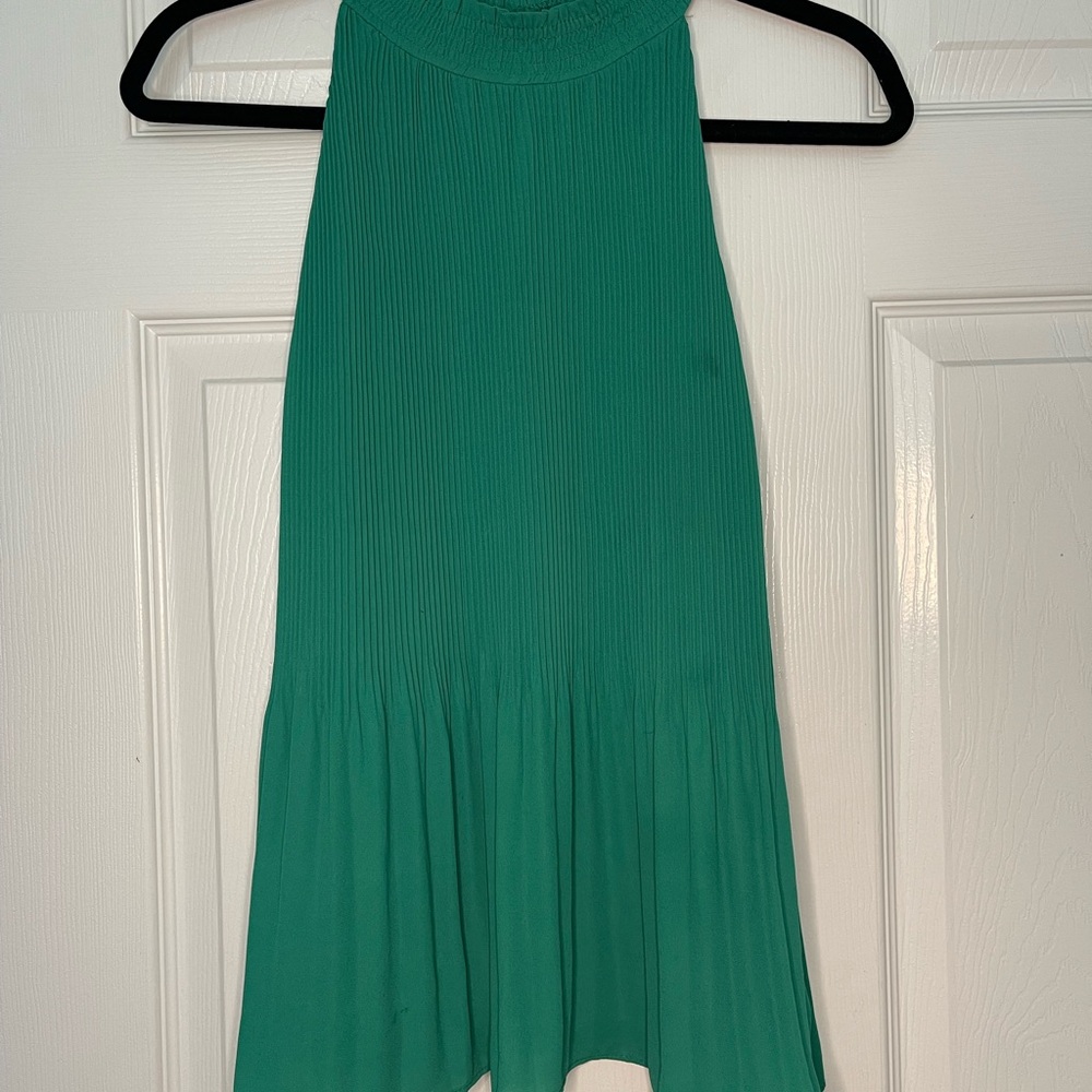 Green Sleeveless Pleated Blouse with Halter Neckline